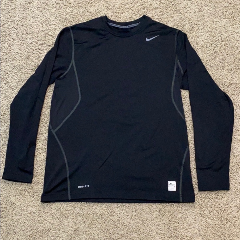 Men’s NIke Pro Combat DriFit shirt.